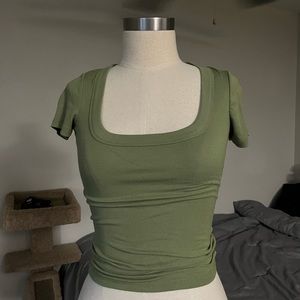 ribbed fitted scoop neck shirt